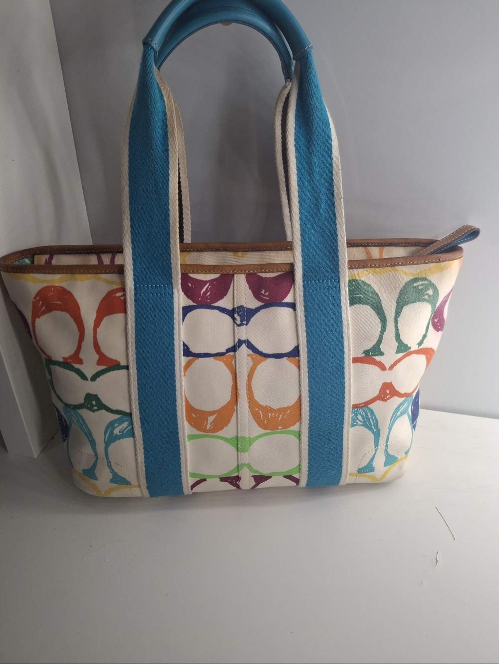 Coach Vintage Hampton Scribble Signature Multicolor Tote bag 5660 EUC - Picture 2 of 6